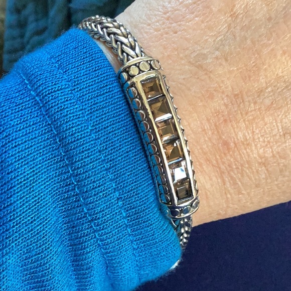 Peggy V Bracelett - Picture 2 of 4